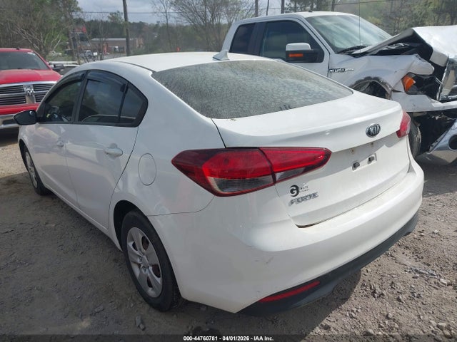 Auction sale of the 2017 Kia Forte Lx, vin: 3KPFK4A71HE066261, lot number: 44760781