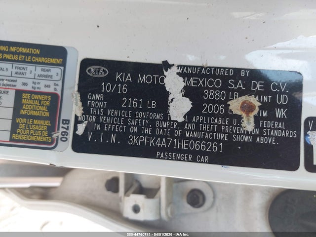 Auction sale of the 2017 Kia Forte Lx, vin: 3KPFK4A71HE066261, lot number: 44760781