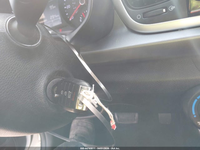 Aukcja sprzedaży 2019 Kia Rio S, vin: 3KPA24AB2KE197043, numer aukcji: 44760811