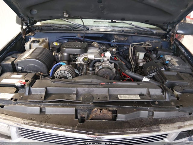 44760816 :رقم المزاد ، 1GCGK23J9YF474109 vin ، 2000 Chevrolet K2500 مزاد بيع