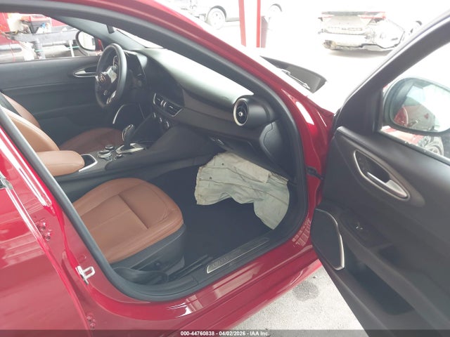 Продажа на аукционе авто 2022 Alfa Romeo Giulia Ti Rwd, vin: ZARFAMBN6N7663908, номер лота: 44760838