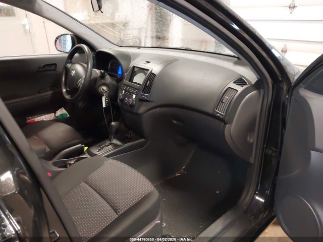 2012 HYUNDAI ELANTRA TOURING KMHDB8AE2CU136076 Photo 4