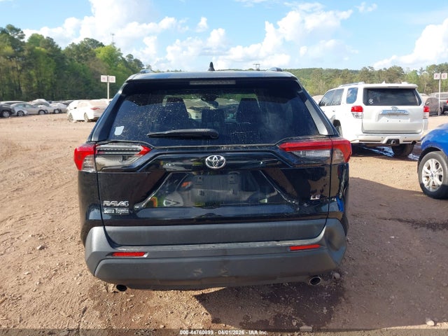 2020 Toyota Rav4 Le მანქანა იყიდება აუქციონზე, vin: JTMH1RFV3LD050489, აუქციონის ნომერი: 44760899