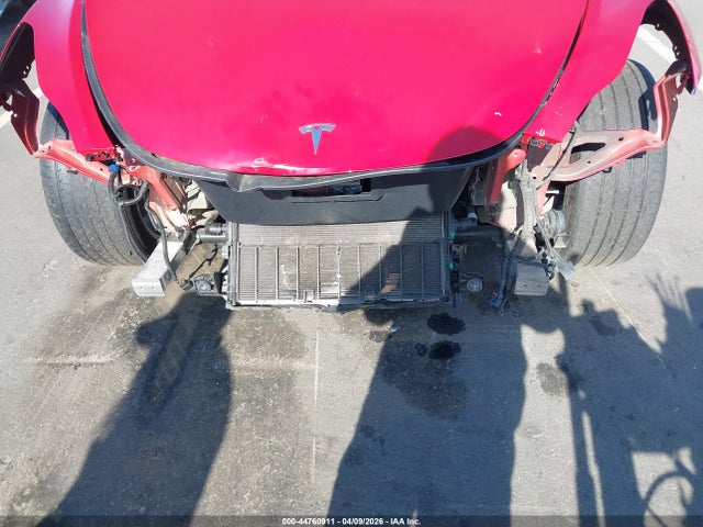 Продажа на аукционе авто 2023 Tesla Model Y Awd/long Range Dual Motor All-wheel Drive, vin: 7SAYGDEEXPA142006, номер лота: 44760911