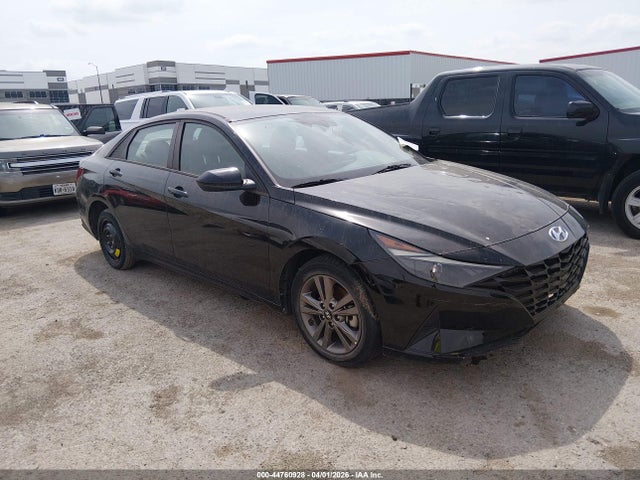 2022 HYUNDAI ELANTRA 5NPLM4AG5NH068244