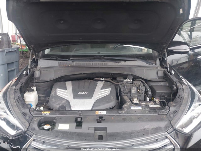 Продажа на аукционе авто 2017 Hyundai Santa Fe Se Ultimate, vin: KM8SRDHF6HU167896, номер лота: 44760933