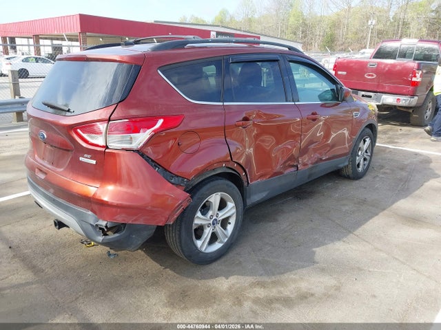 44760944 :رقم المزاد ، 1FMCU0GX3EUA43375 vin ، 2014 Ford Escape Se مزاد بيع
