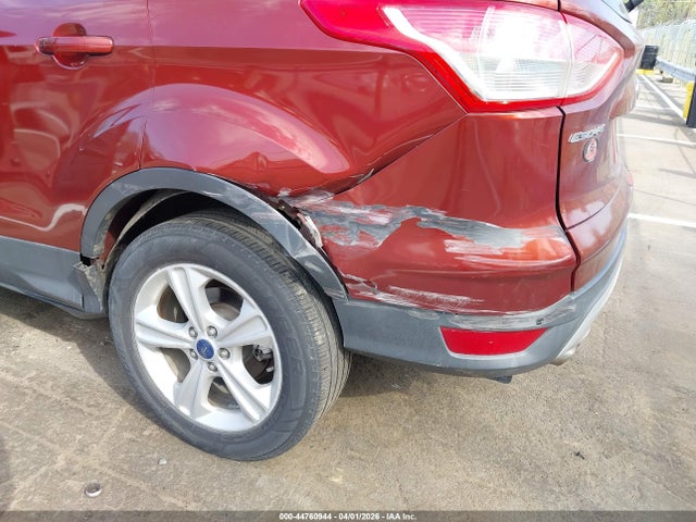 44760944 :رقم المزاد ، 1FMCU0GX3EUA43375 vin ، 2014 Ford Escape Se مزاد بيع