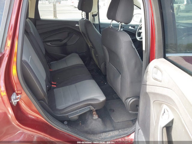 44760944 :رقم المزاد ، 1FMCU0GX3EUA43375 vin ، 2014 Ford Escape Se مزاد بيع