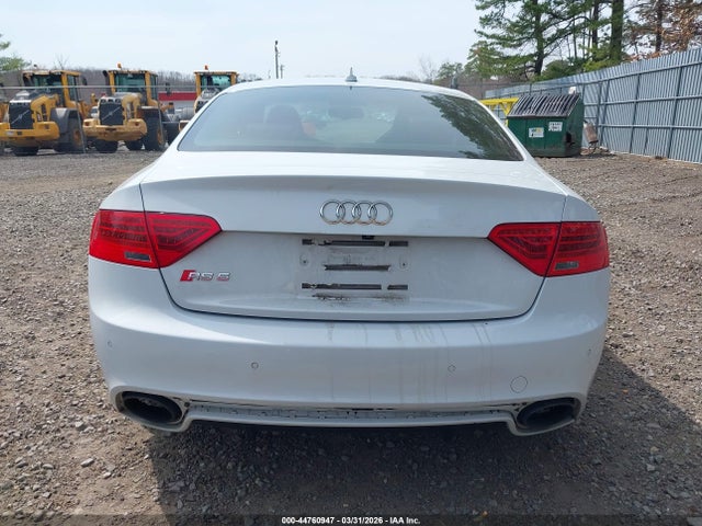 44760947 :رقم المزاد ، WUAC6AFR6EA900283 vin ، 2014 Audi Rs 5 4.2 مزاد بيع