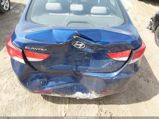 Auction sale of the 2013 Hyundai Elantra Gls, vin: KMHDH4AE4DU878195, lot number: 44761019