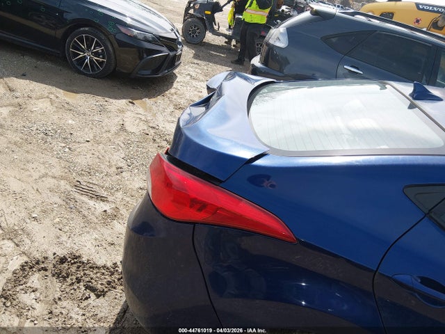 Auction sale of the 2013 Hyundai Elantra Gls, vin: KMHDH4AE4DU878195, lot number: 44761019