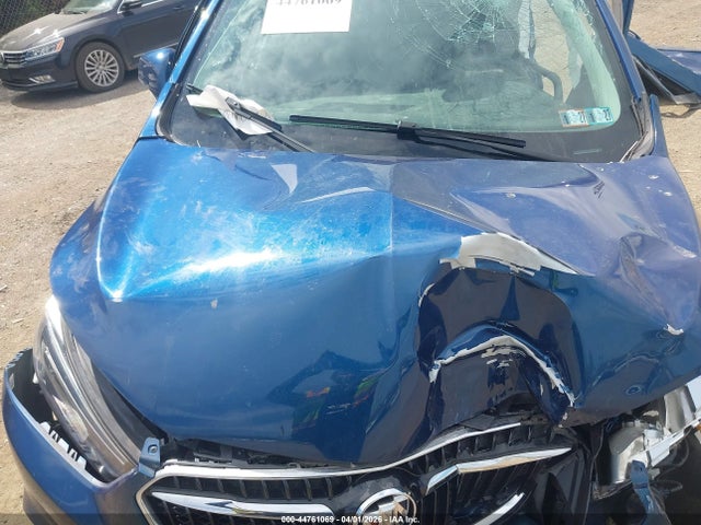 44761069 :رقم المزاد ، KL4CJESB6LB032637 vin ، 2020 Buick Encore Awd Preferred مزاد بيع