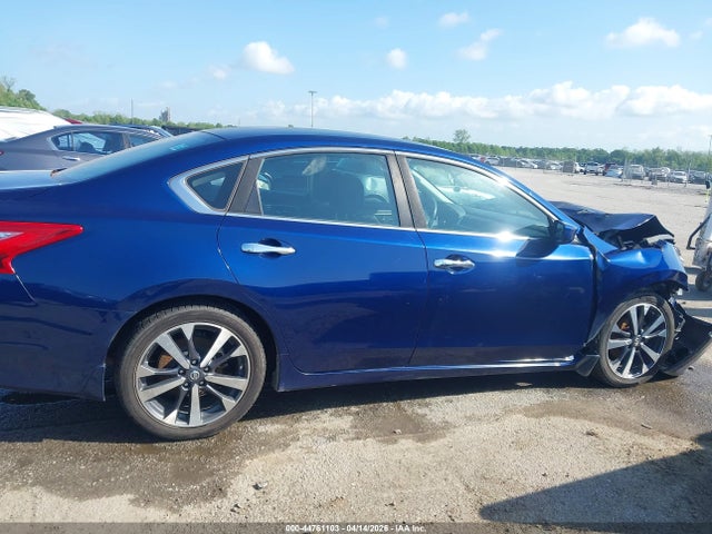 44761103 :رقم المزاد ، 1N4AL3AP5GN381906 vin ، 2016 Nissan Altima 2.5 Sr مزاد بيع