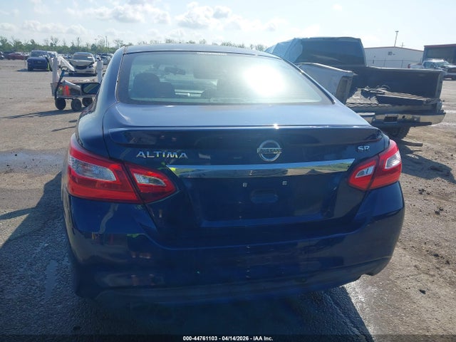 44761103 :رقم المزاد ، 1N4AL3AP5GN381906 vin ، 2016 Nissan Altima 2.5 Sr مزاد بيع