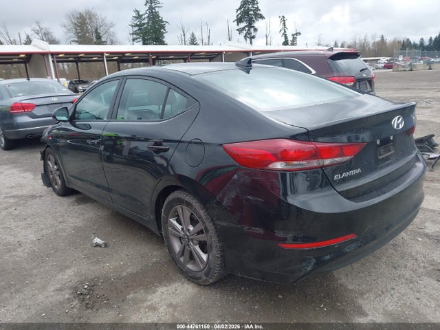 2018 HYUNDAI ELANTRA KMHD84LF6JU467186 Photo 2