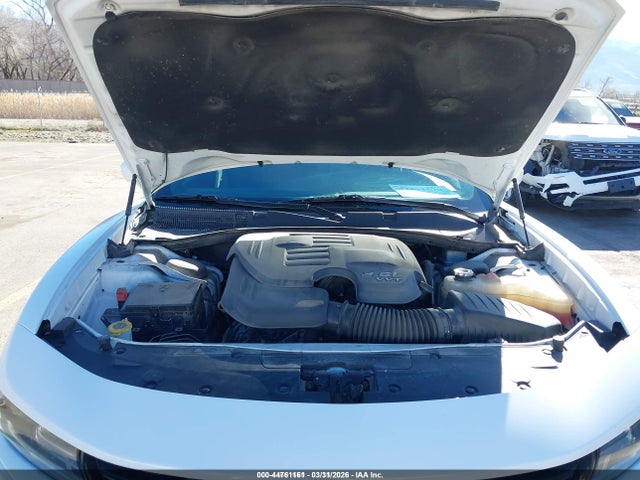 2C3CDXBG3LH190188 Dodge Charger Sxt Rwd
