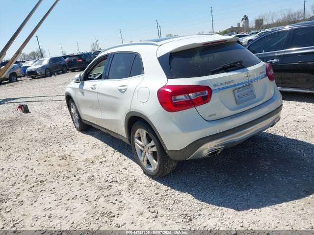 Aukcja sprzedaży 2015 Mercedes-benz Gla 250 4matic, vin: WDCTG4GB1FJ132897, numer aukcji: 44761205