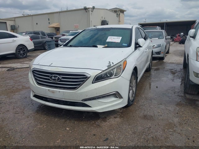 44761214 :رقم المزاد ، 5NPE24AF2FH203154 vin ، 2015 Hyundai Sonata Se مزاد بيع