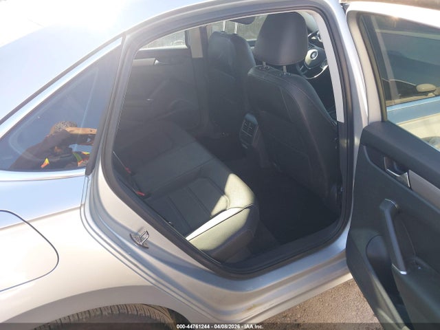 Aukcja sprzedaży 2020 Volkswagen Passat 2.0t Se, vin: 1VWSA7A30LC012379, numer aukcji: 44761244