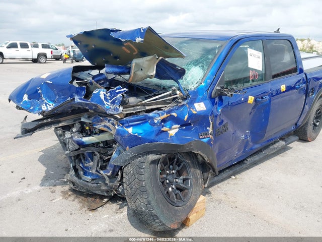 44761246 :رقم المزاد ، 1C6RR7YT4JS234949 vin ، 2018 Ram 1500 مزاد بيع