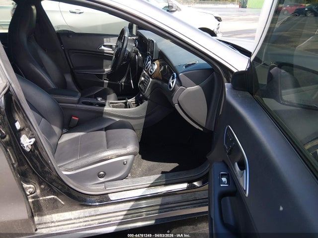 44761249 :رقم المزاد ، WDDSJ4EB2EN103606 vin ، 2014 Mercedes-benz Cla 250 مزاد بيع