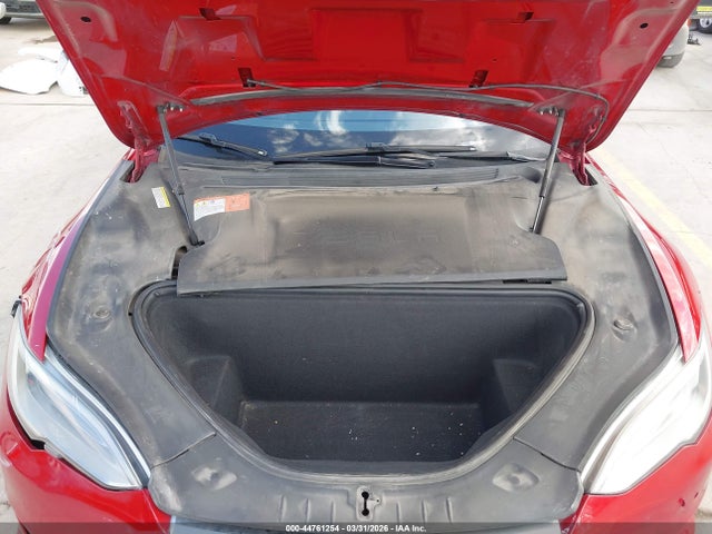 44761254 :رقم المزاد ، 5YJSA1E11GF170554 vin ، 2016 Tesla Model S 60/70/75/85 مزاد بيع