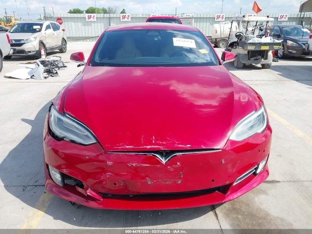 44761254 :رقم المزاد ، 5YJSA1E11GF170554 vin ، 2016 Tesla Model S 60/70/75/85 مزاد بيع