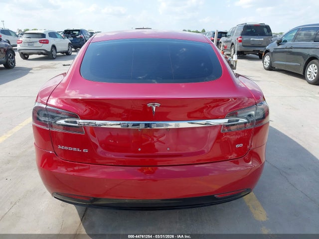 44761254 :رقم المزاد ، 5YJSA1E11GF170554 vin ، 2016 Tesla Model S 60/70/75/85 مزاد بيع