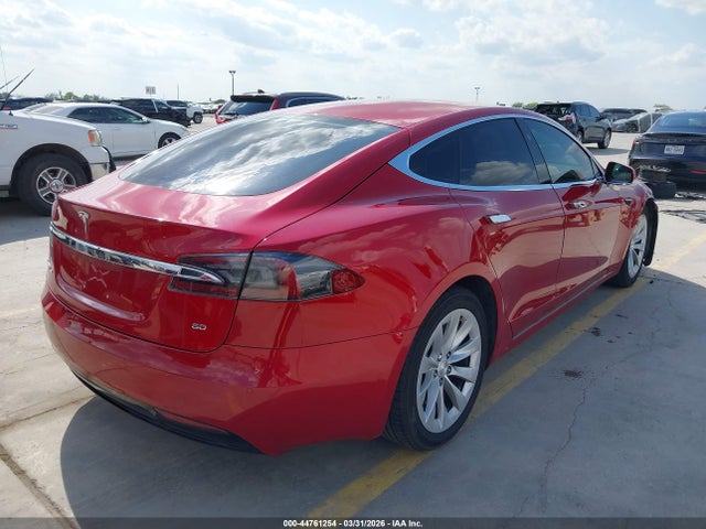 44761254 :رقم المزاد ، 5YJSA1E11GF170554 vin ، 2016 Tesla Model S 60/70/75/85 مزاد بيع