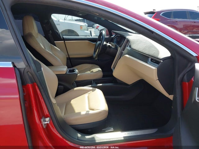44761254 :رقم المزاد ، 5YJSA1E11GF170554 vin ، 2016 Tesla Model S 60/70/75/85 مزاد بيع