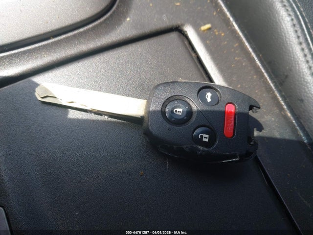 44761257 :رقم المزاد ، 1HGCS2B87CA010031 vin ، 2012 Honda Accord 3.5 Ex-l مزاد بيع