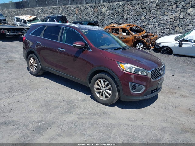 2016 5XYPG4A33GG125525 main image