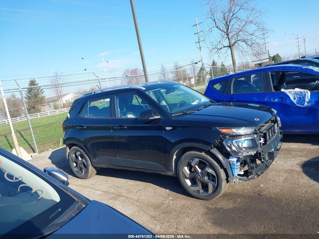44761282 :رقم المزاد ، KMHRC8A36PU212390 vin ، 2023 Hyundai Venue Sel مزاد بيع