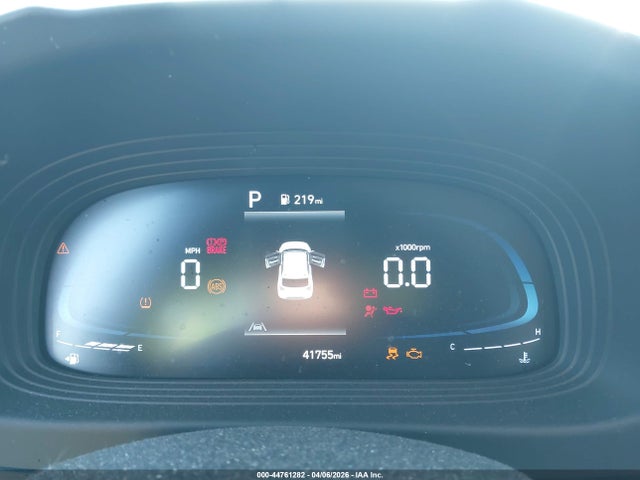 44761282 :رقم المزاد ، KMHRC8A36PU212390 vin ، 2023 Hyundai Venue Sel مزاد بيع