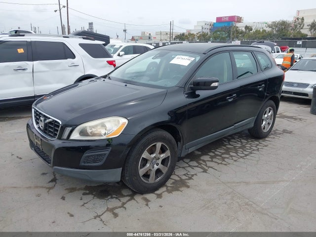 2011 VOLVO XC60 YV4940DL5B2170052 Photo 1
