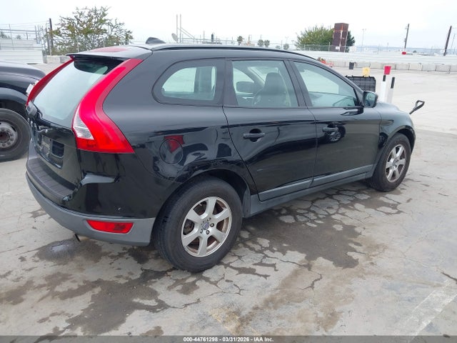 2011 VOLVO XC60 YV4940DL5B2170052 Photo 3