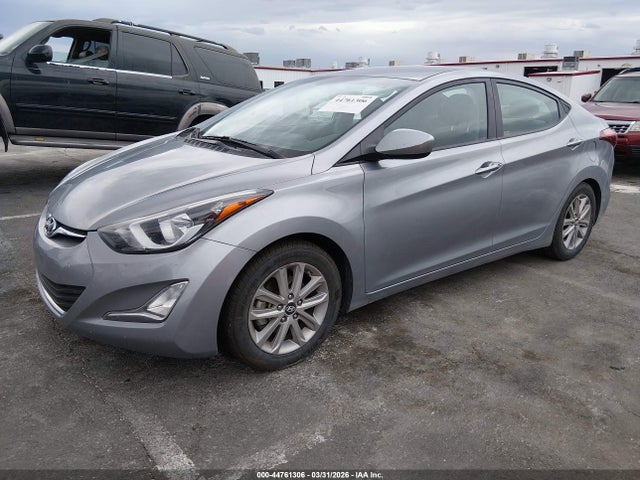 Hyundai ELANTRA SE 2015 5NPDH4AE3FH594543 Image 2