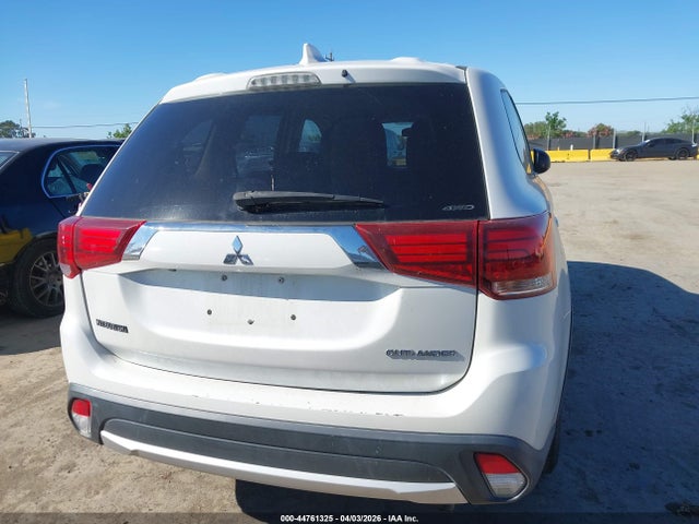 Продаж на аукціоні авто 2017 Mitsubishi Outlander Es, vin: JA4AZ2A32HZ027863, номер лоту: 44761325