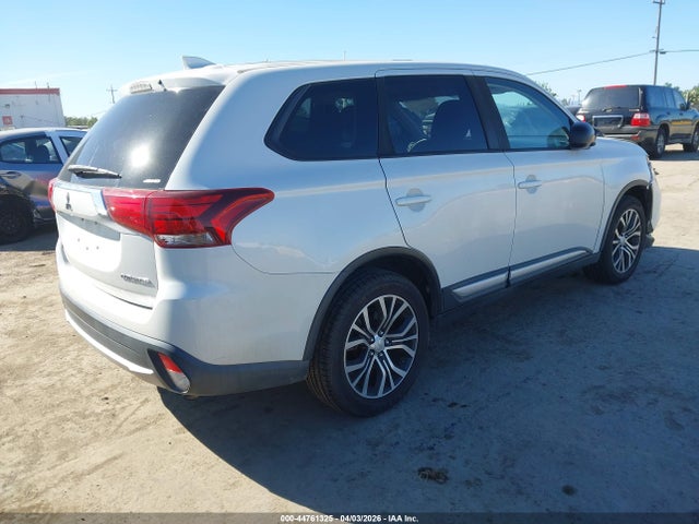 Продаж на аукціоні авто 2017 Mitsubishi Outlander Es, vin: JA4AZ2A32HZ027863, номер лоту: 44761325