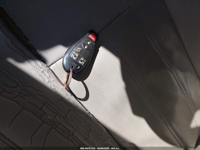 2013 Chrysler Town & Country Touring მანქანა იყიდება აუქციონზე, vin: 2C4RC1BGXDR584059, აუქციონის ნომერი: 44761333