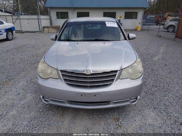 44761350 :رقم المزاد ، 1C3CC5FB6AN187876 vin ، 2010 Chrysler Sebring Limited مزاد بيع