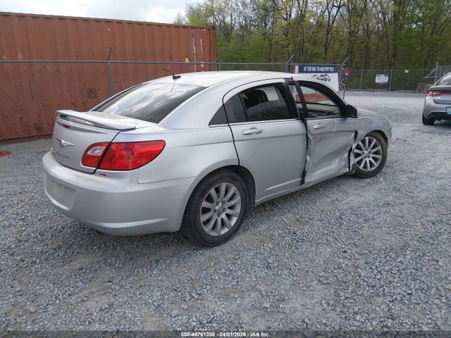 44761350 :رقم المزاد ، 1C3CC5FB6AN187876 vin ، 2010 Chrysler Sebring Limited مزاد بيع