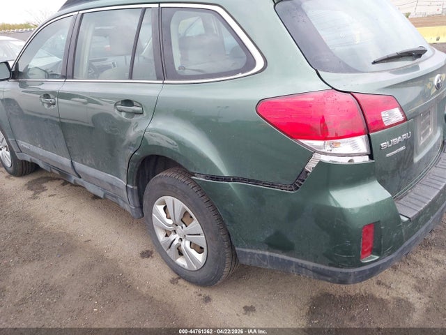 44761362 :رقم المزاد ، 4S4BRBACXD3263485 vin ، 2013 Subaru Outback 2.5i مزاد بيع