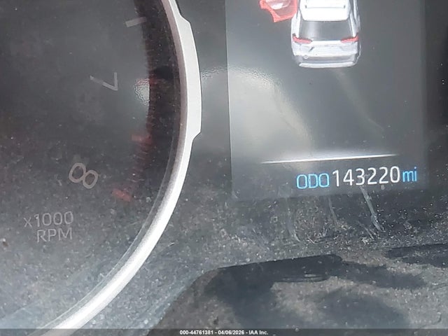 JTMH1RFV6MD072777 Toyota RAV4 LE