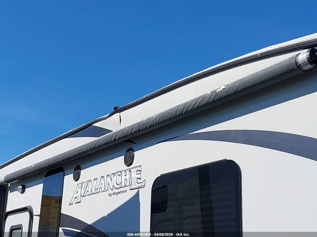 2016 Keystone Rv Avalanche Series M-3 მანქანა იყიდება აუქციონზე, vin: 4YDF3902XGE760034, აუქციონის ნომერი: 44761403