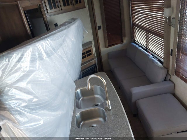 2016 Keystone Rv Avalanche Series M-3 მანქანა იყიდება აუქციონზე, vin: 4YDF3902XGE760034, აუქციონის ნომერი: 44761403