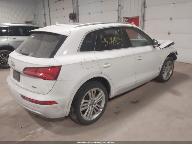 44761409 :رقم المزاد ، WA1BNAFY1L2043990 vin ، 2020 Audi Q5 Premium Plus 45 Tfsi Quattro S Tronic مزاد بيع
