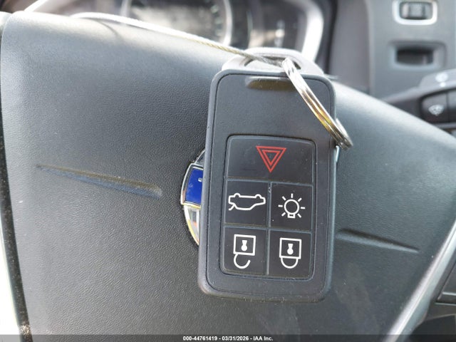 2016 VOLVO S60 INSCRIPTION LYV402FKXGB091295 Photo 10