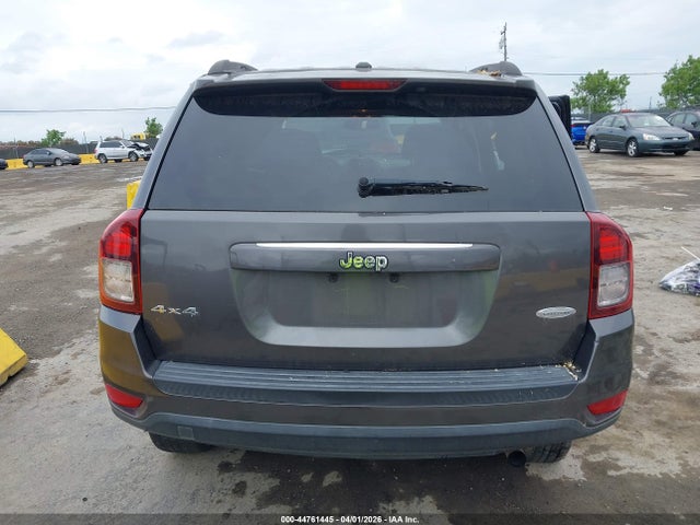 44761445 :رقم المزاد ، 1C4NJDEBXGD778345 vin ، 2016 Jeep Compass Latitude مزاد بيع